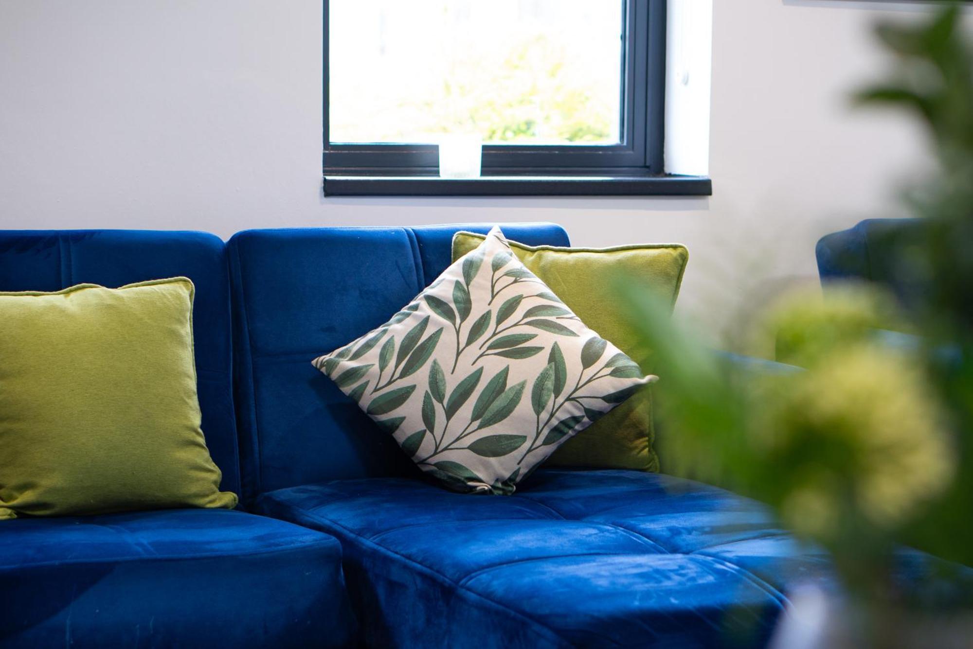 Newark House Premium Apartments With Sofa Beds - Wifi - Free Parking - Perfect For Contractors! 피터버러 외부 사진
